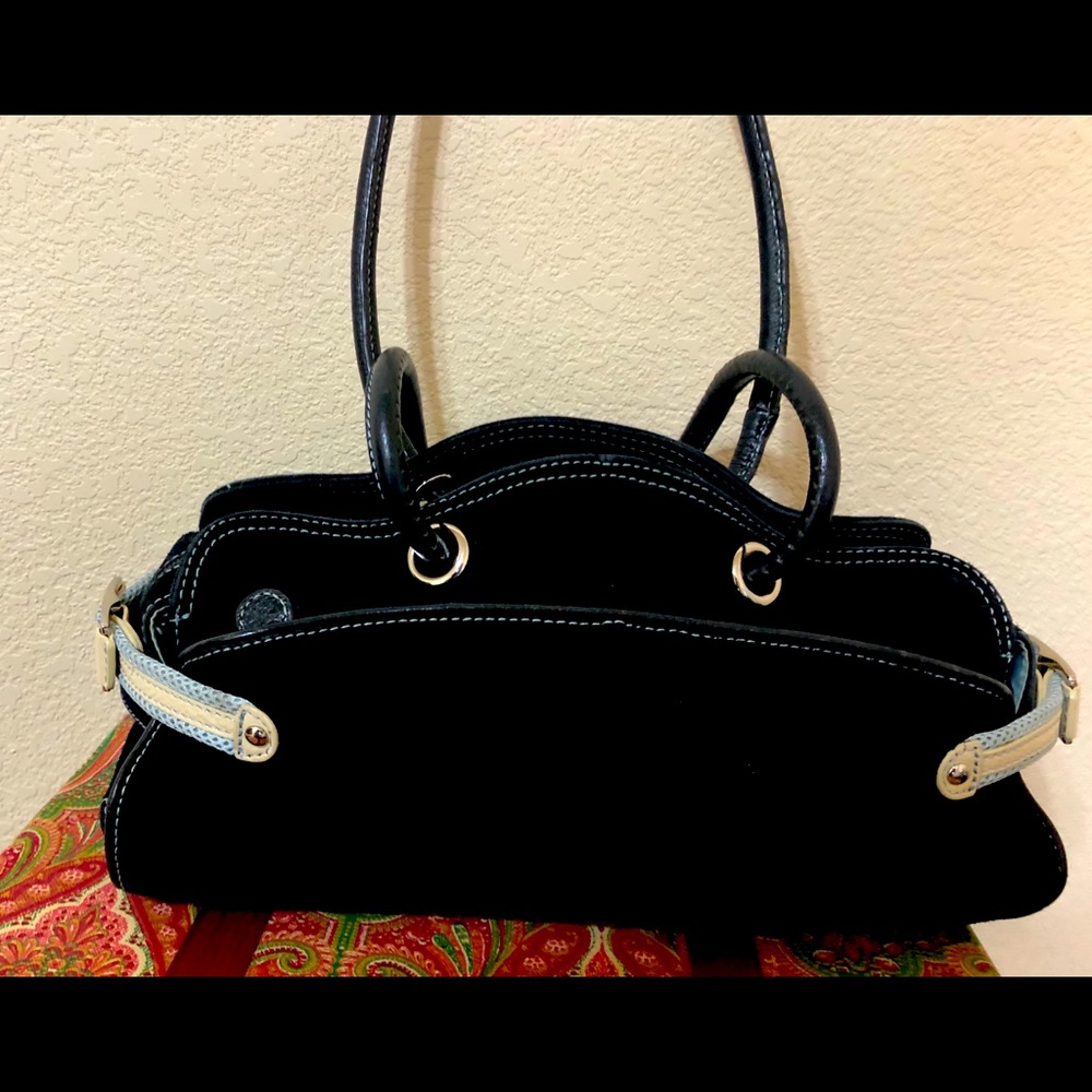 💫💸Cole Haan Suede tube purse